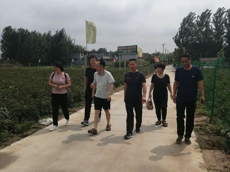 20200819成仿云帶領研究院一行調研